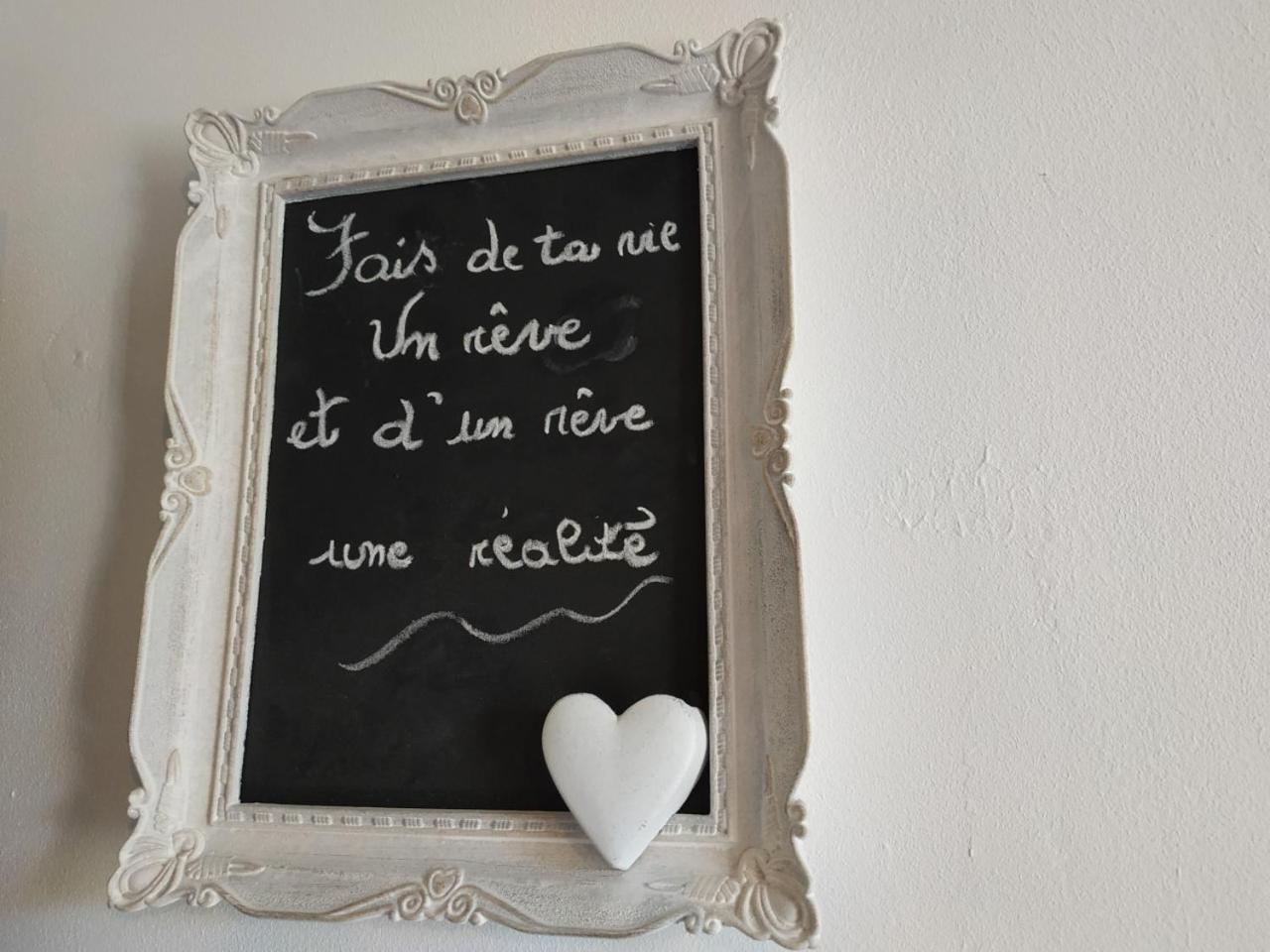 Bed and Breakfast Chez Christy Chemin Des Dinots Saint-Bonnet-de-Four Номер фото