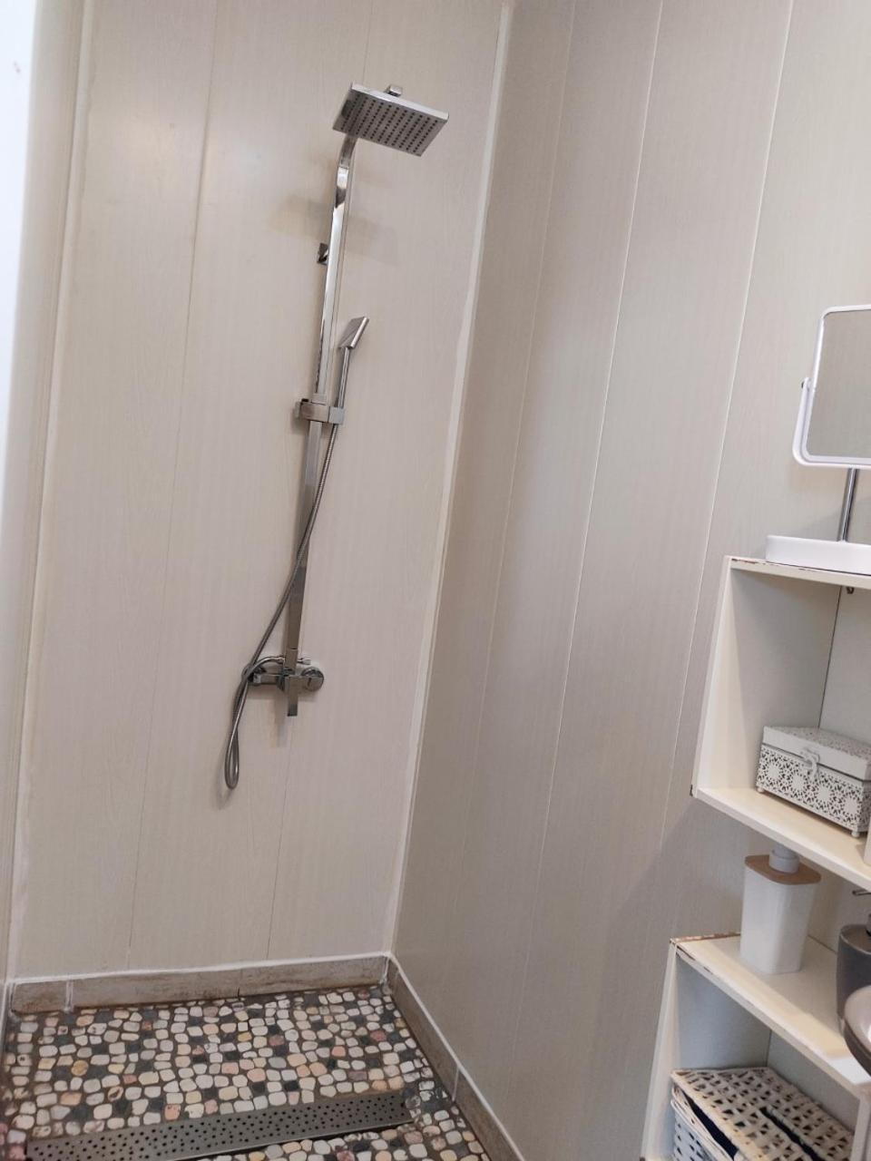 Bed and Breakfast Chez Christy Chemin Des Dinots Saint-Bonnet-de-Four Номер фото